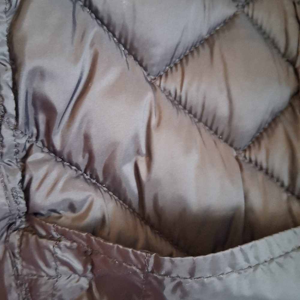 NWOT Tommy Hilfiger Women's Hooded Packable Jacket - Picture 10 of 13